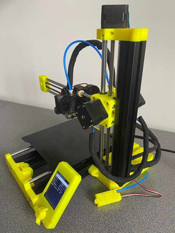 3D printer mini - used items - two types 3D printer mini - used items - two types